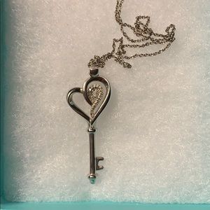 Key and heart necklace